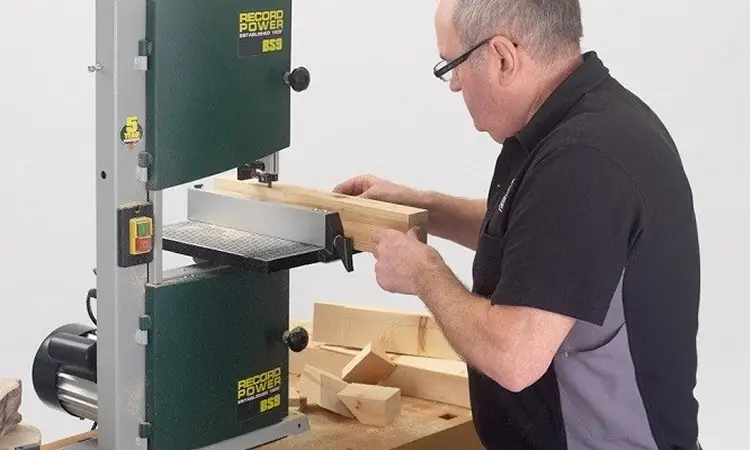 Best Bandsaw UK – 2024 Buyers Guide